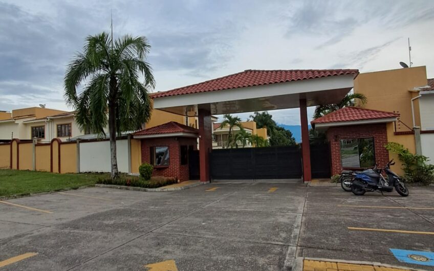 Casa en Venta – Paseo de la Castellana, Neiva