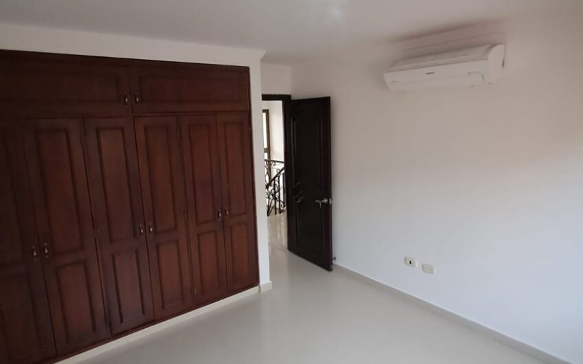 Casa en Venta – Paseo de la Castellana, Neiva