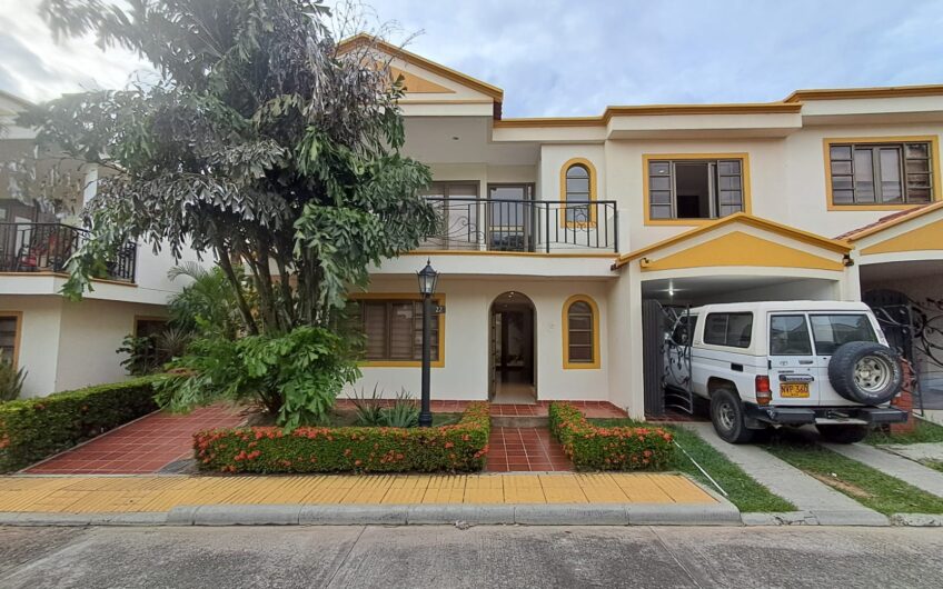 Casa en Venta – Paseo de la Castellana, Neiva