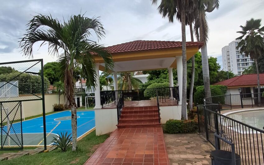 Casa en Venta – Paseo de la Castellana, Neiva