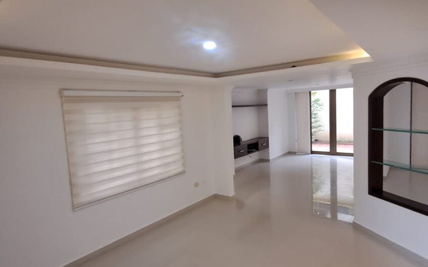 Casa en Venta – Paseo de la Castellana, Neiva