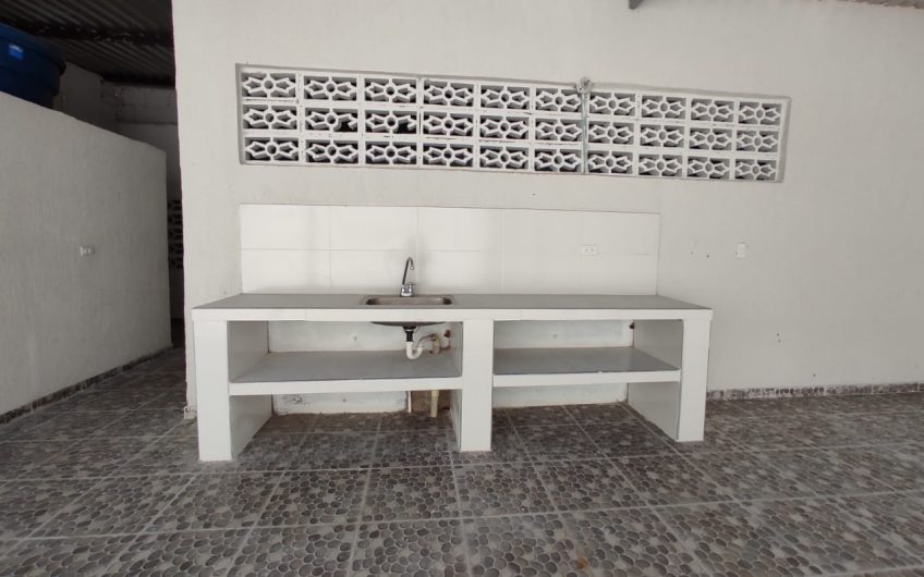 Casa Esquinera en Granjas Av 26
