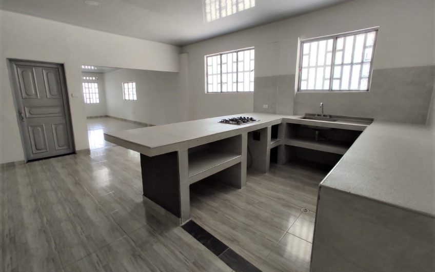 Casa Esquinera en Granjas Av 26