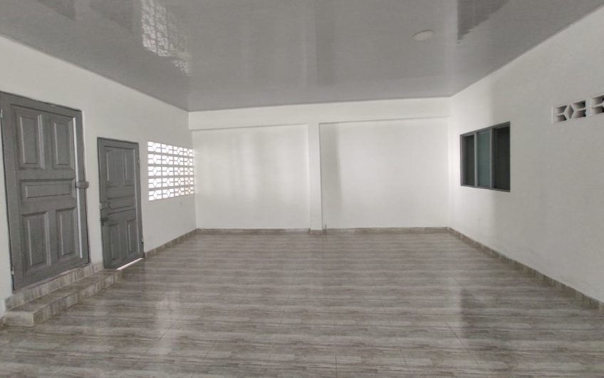 Casa Esquinera en Granjas Av 26
