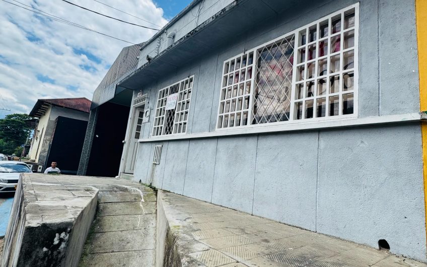 Local en Carrera 3 No. 2 – 45 – Almendros Centro