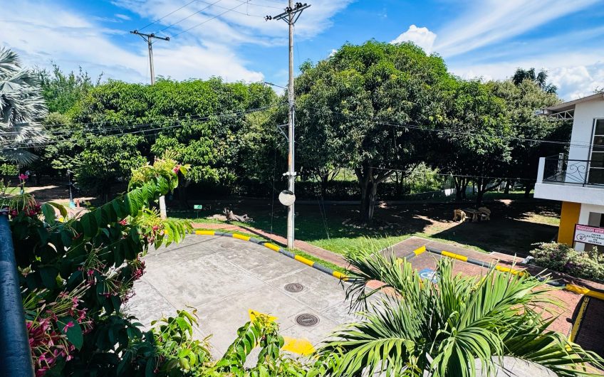CASA E20 – CONJUNTO ALAMEDA