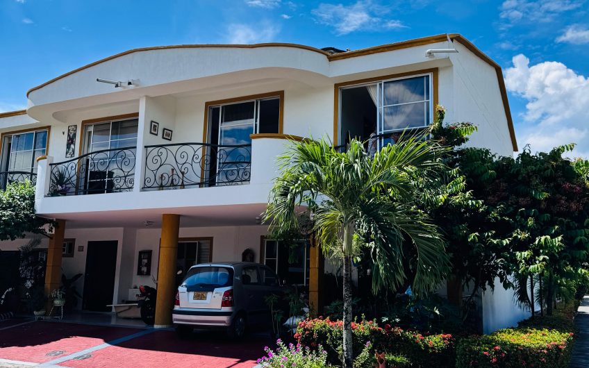 CASA E20 – CONJUNTO ALAMEDA