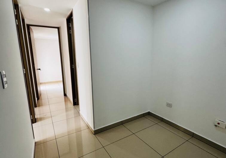 CONJUNTO RESIDENCIAL – BAMBU 706 TORRE 3