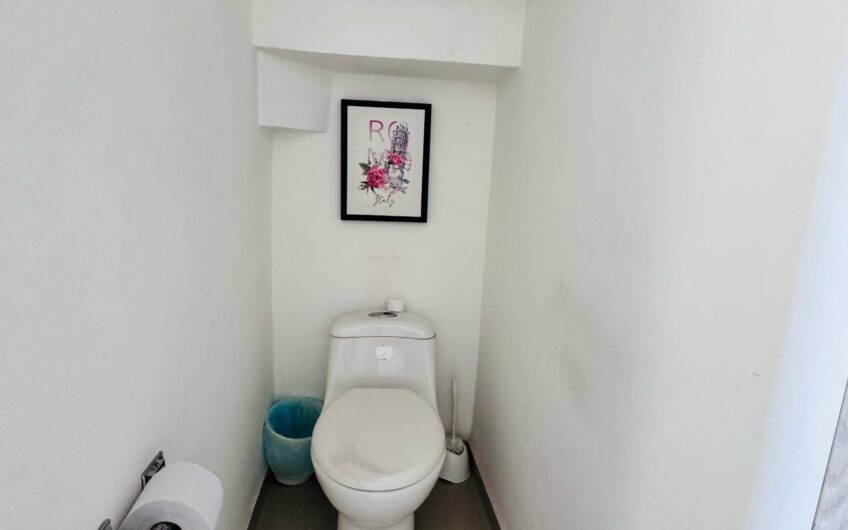 SE VENDE CASA UBICADA EN BARRIO CAMBULOS NEIVA