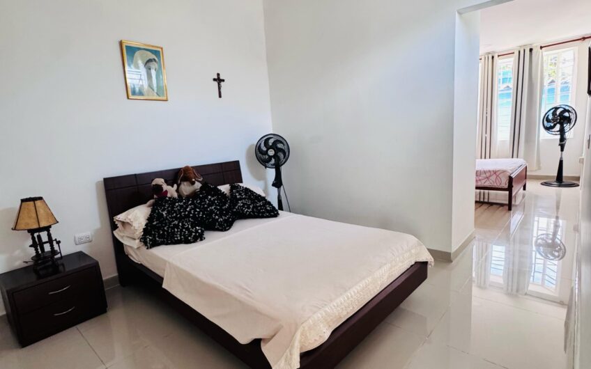 SE VENDE CASA UBICADA EN BARRIO CAMBULOS NEIVA