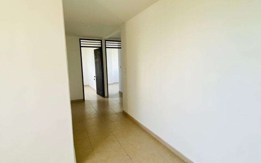 EDIFICIO LOS MANZANOS – APTO 202