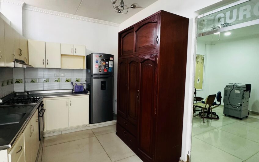 🏡✨ ¡SE ARRIENDA INCREÍBLE INMUEBLE EN EL CENTRO DE LA CIUDAD! ✨🏡