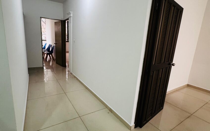 🏡✨ ¡SE ARRIENDA INCREÍBLE INMUEBLE EN EL CENTRO DE LA CIUDAD! ✨🏡
