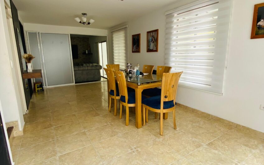 SE VENDE CASA EN CONJUNTO CEIBA REAL