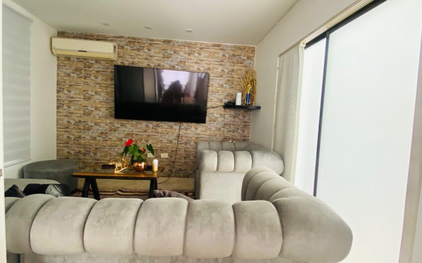 SE VENDE CASA EN CONJUNTO CEIBA REAL