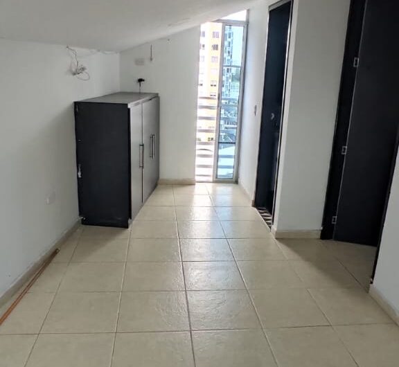 SE ARRIENDA APARTAMENTO DUPLEX AL NORTE DE LA CIUDAD