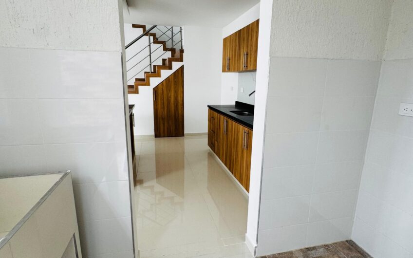 ¡Espectacular Casa Esquinera en Venta – Villa Lucía 2!