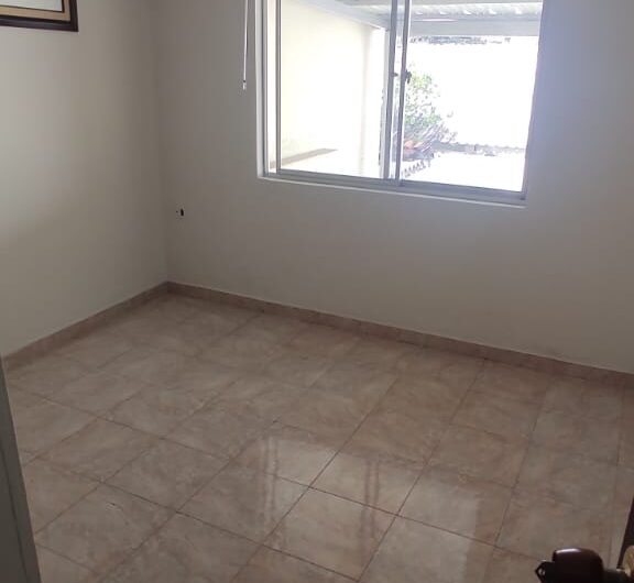 SE ARRIENDA CASA EN CONDOMINIO ANDALUCIA 4 ETAPA