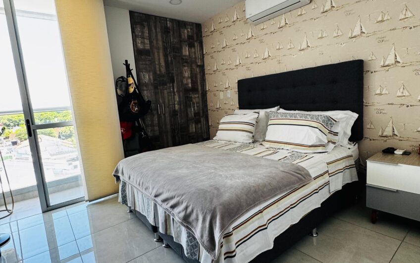 SE VENDE APTO EN EDIFICIO LE PARC