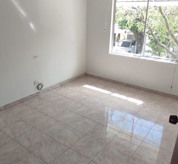 SE ARRIENDA CASA EN CONDOMINIO ANDALUCIA 4 ETAPA