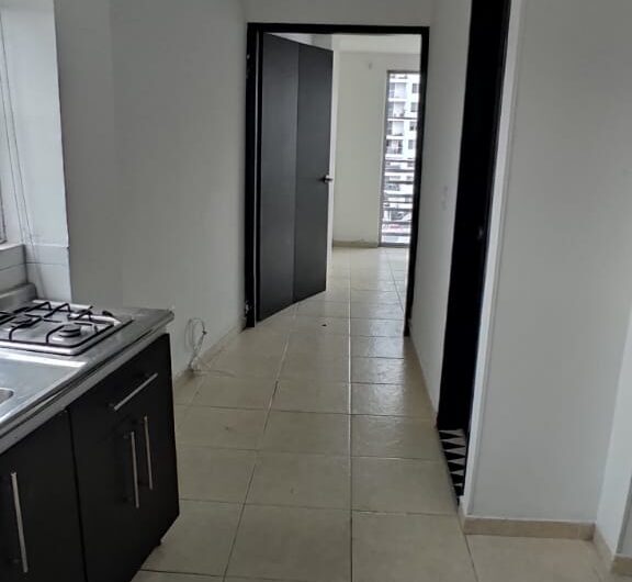 SE ARRIENDA APARTAMENTO DUPLEX AL NORTE DE LA CIUDAD