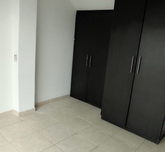 SE ARRIENDA APARTAMENTO DUPLEX AL NORTE DE LA CIUDAD