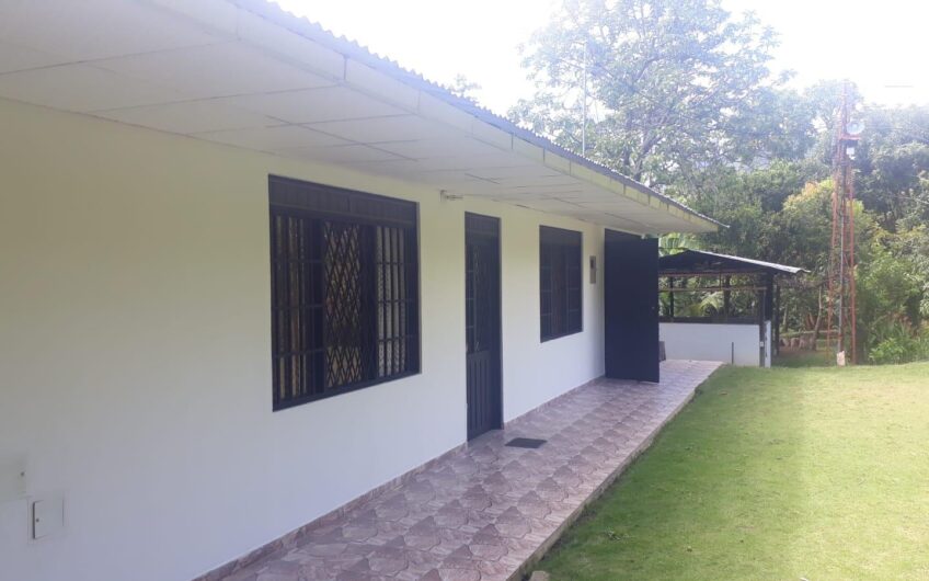 Exclusiva propiedad campestre en La Ulloa – Red Inmobiliaria Neiva ❤️🖤