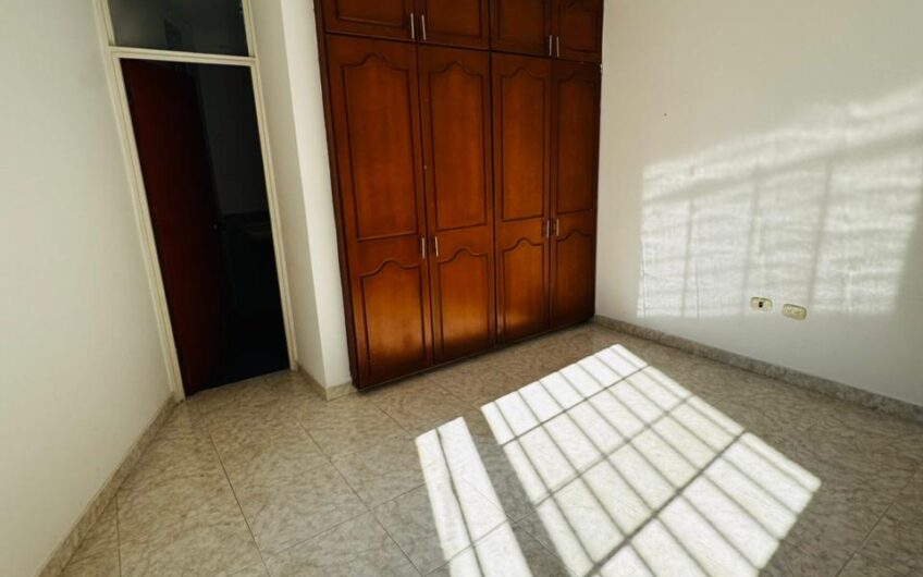 🏡 Casa Esquinera con Apartamento – Venta📍