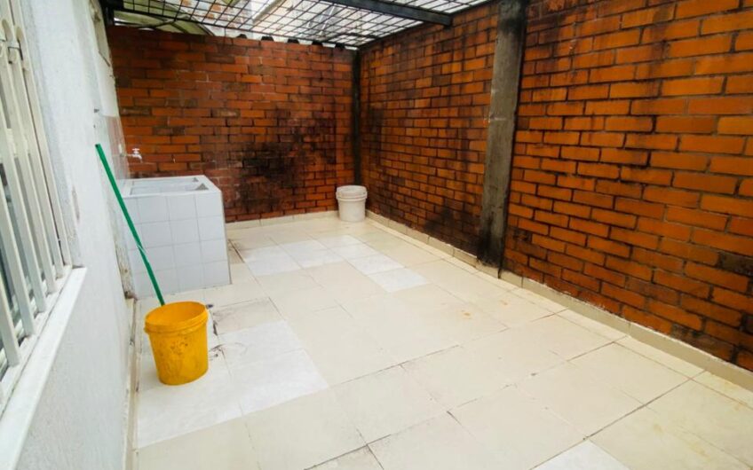 🏠 CASA EN ARRIENDO – BARRIO MANZANARES V ETAPA