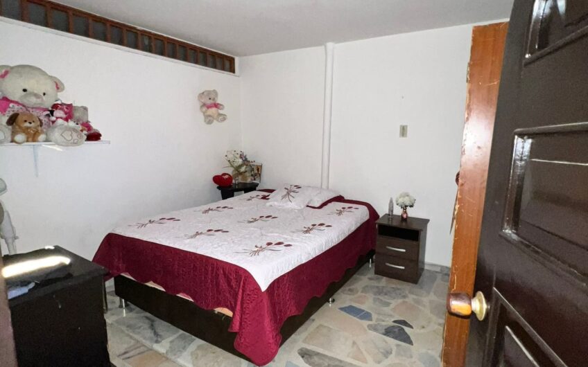 🏠 CASA DE 3 PLANTAS EN VENTA – EXCELENTE OPORTUNIDAD DE INVERSIÓN