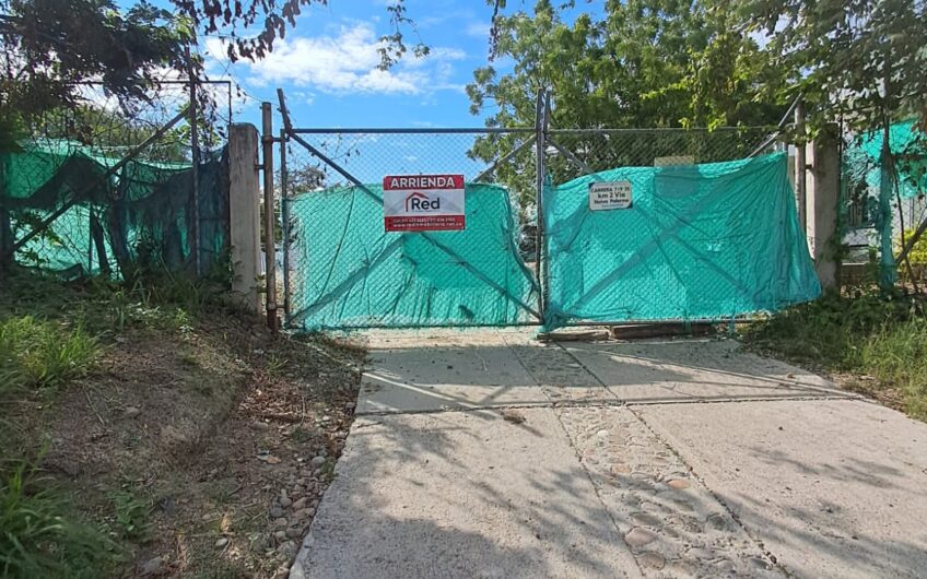 SE ARRIENDA LOTE COMERCIAL, UBICADO AL LADO DEL PARQUE INDUSTRIAL