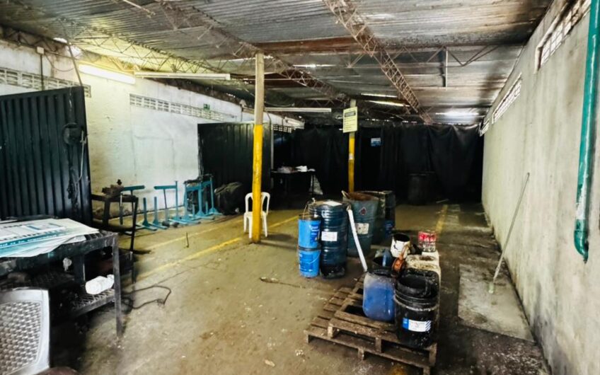 SE ARRIENDA LOTE COMERCIAL, UBICADO AL LADO DEL PARQUE INDUSTRIAL