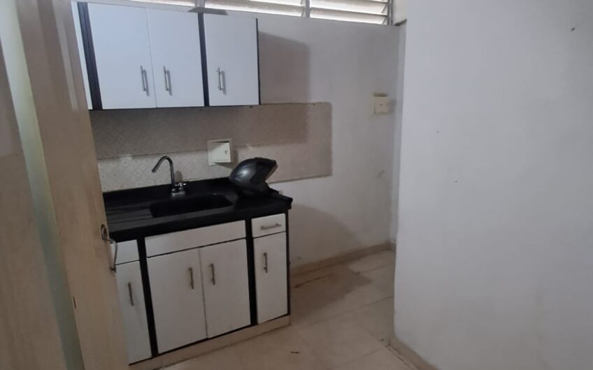 APARTAESTUDIO EN ARRIENDO CARRERA 6 CENTRO