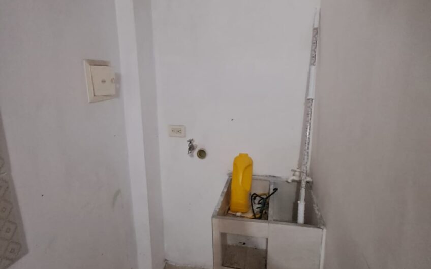 APARTAESTUDIO EN ARRIENDO CARRERA 6 CENTRO