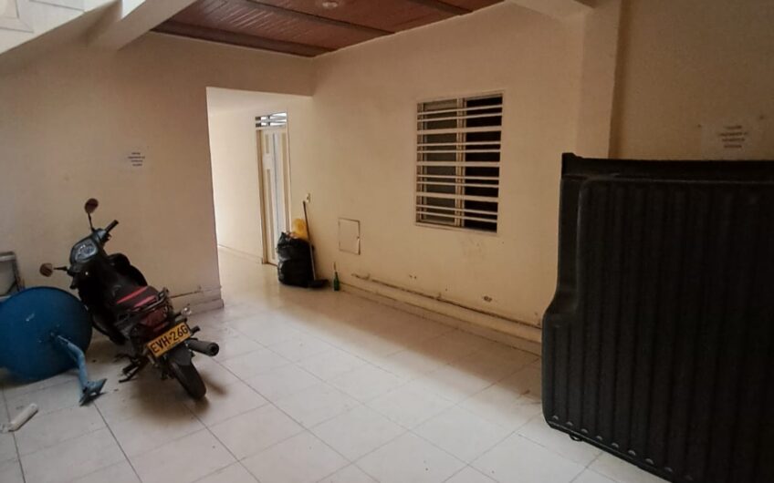 APARTAESTUDIO EN ARRIENDO CARRERA 6 CENTRO