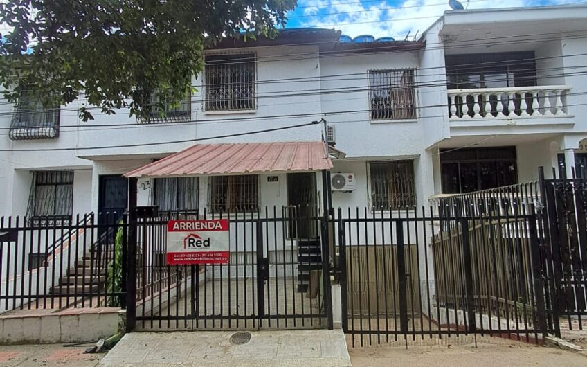CASA EN ARRIENDO EN EL BARRIO LA GAITANA