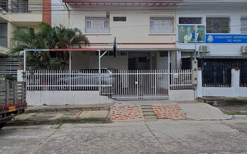 🏡✨ CASA EN VENTA EN ALTICO ✨🏡