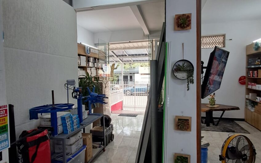 🏡✨ CASA EN VENTA EN ALTICO ✨🏡