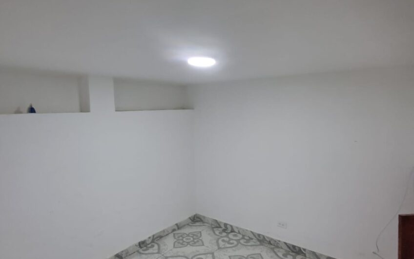 CASA EN ARRIENDO EN EL BARRIO LA GAITANA