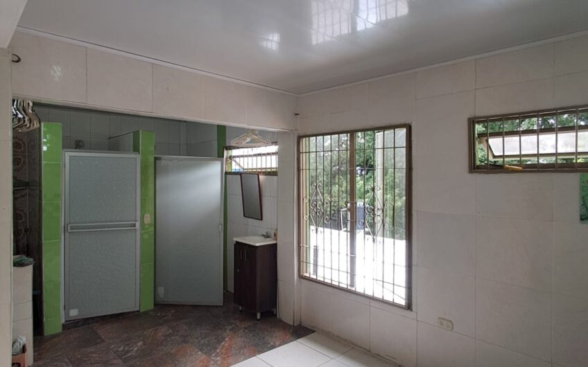 CASA EN ARRIENDO EN EL BARRIO LA GAITANA