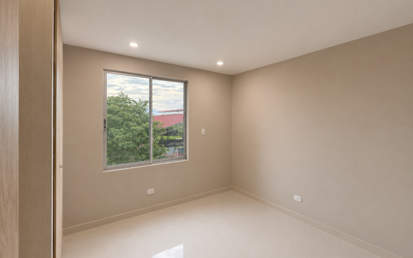 🏡✨ ¡APARTAMENTO DE LUJO EN ARRIENDO EN PORTAL DE LA SIERRA TORE 3 APTO 1103! ✨🏡