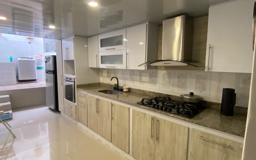 CASA EN VENTA – CONJUNTO LA GAITANA