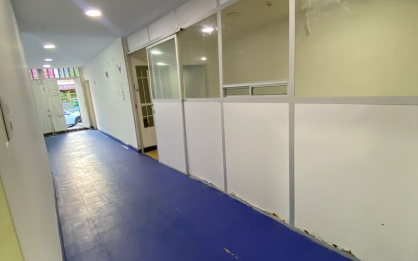 🏢 CASA COMERCIAL EN VENTA Y ARRIENDO – BARRIO ALTICO