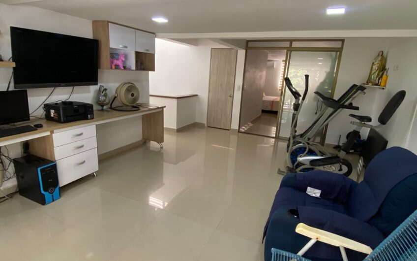 CASA EN VENTA – CONJUNTO LA GAITANA