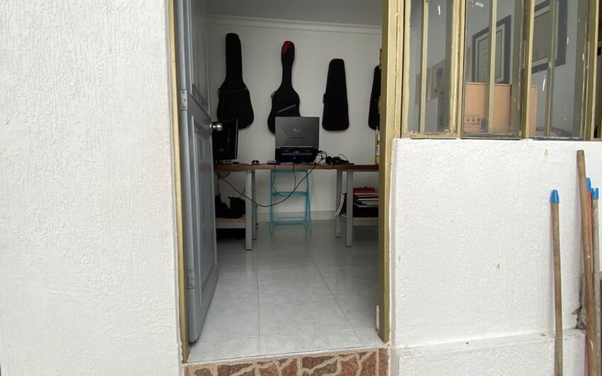 CASA EN VENTA – CONJUNTO LA GAITANA